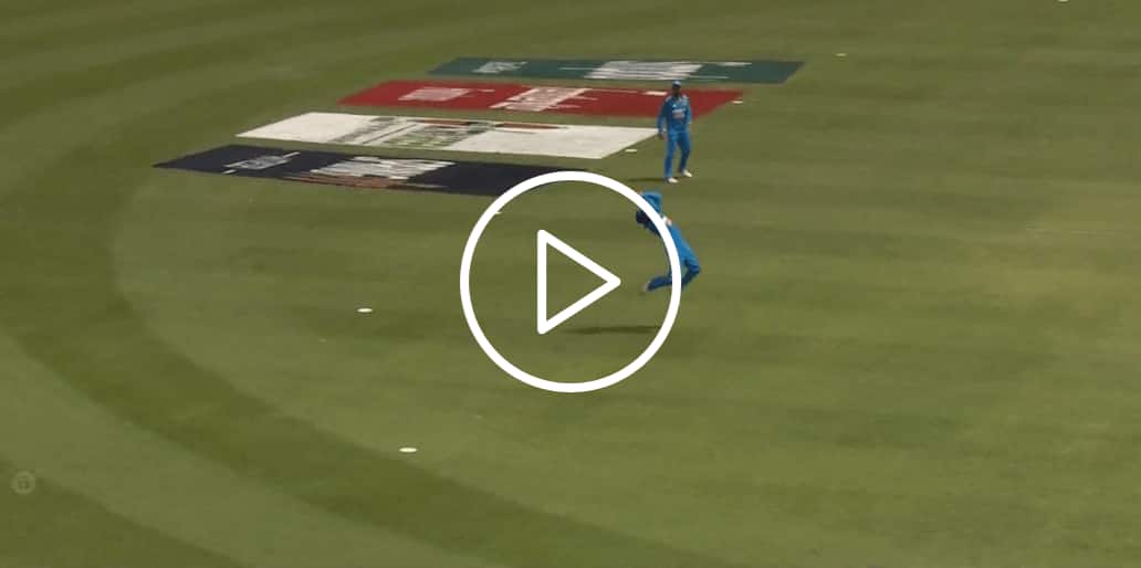[Watch] Ravindra Jadeja Takes a Blinder as Mukesh Kumar Bags His First ODI Wicket